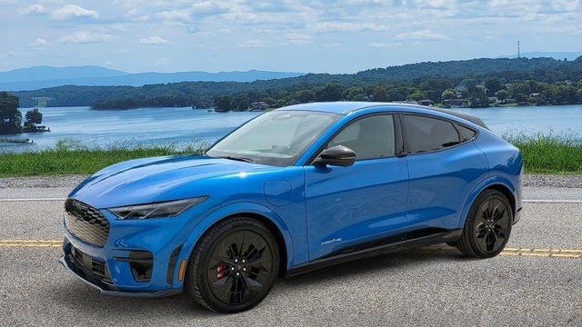 2025 Ford Mustang Mach-E GT