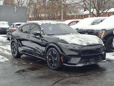 2025 Ford Mustang MACH-E AWD GT 4DR SUV