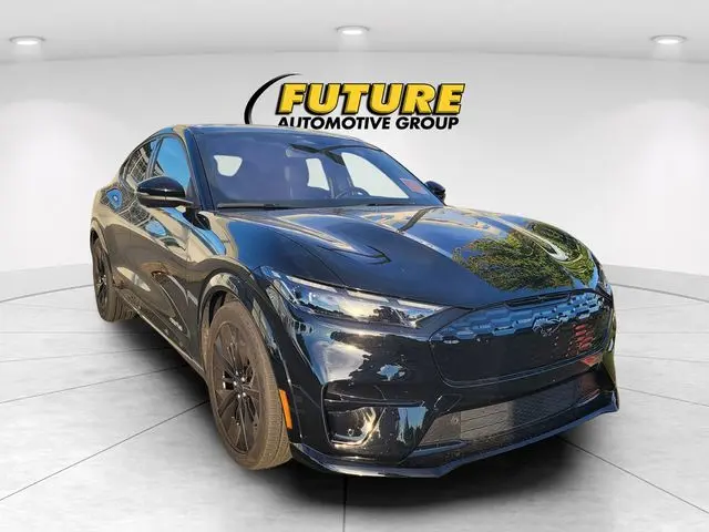 2025 Ford Mustang - $39,997