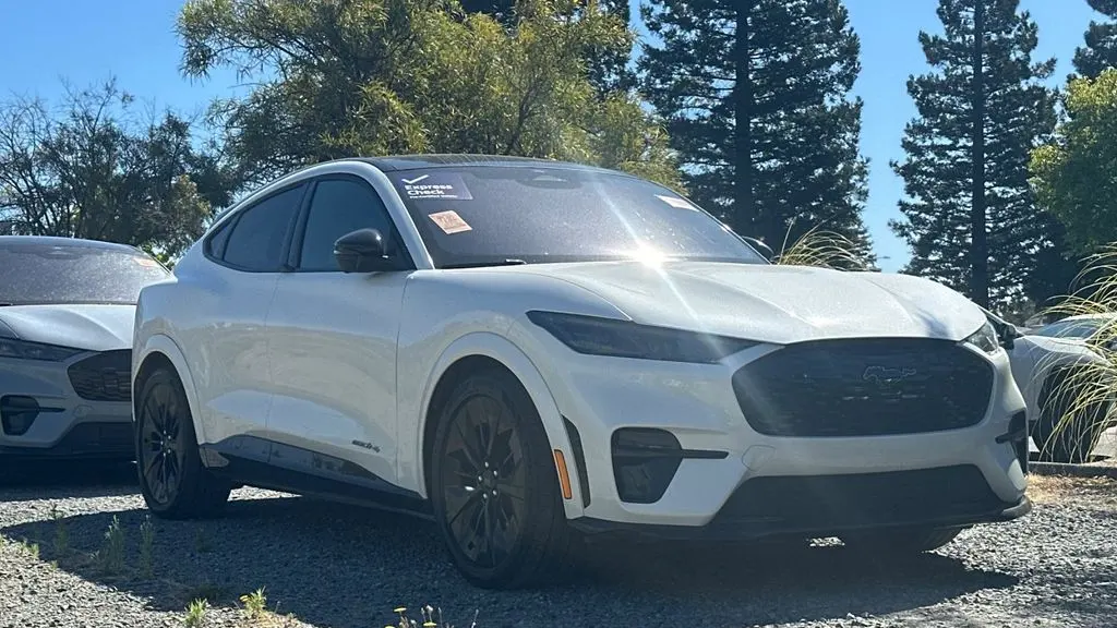 2025 Ford Mustang Mach-E GT