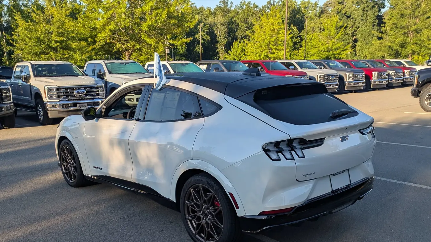 2025 Ford Mustang Mach-E GT