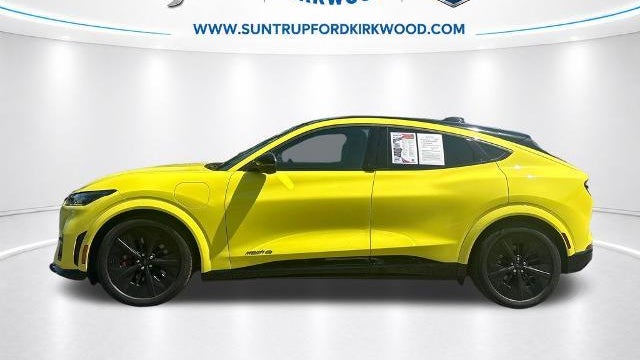 2025 Ford Mustang Mach-E GT