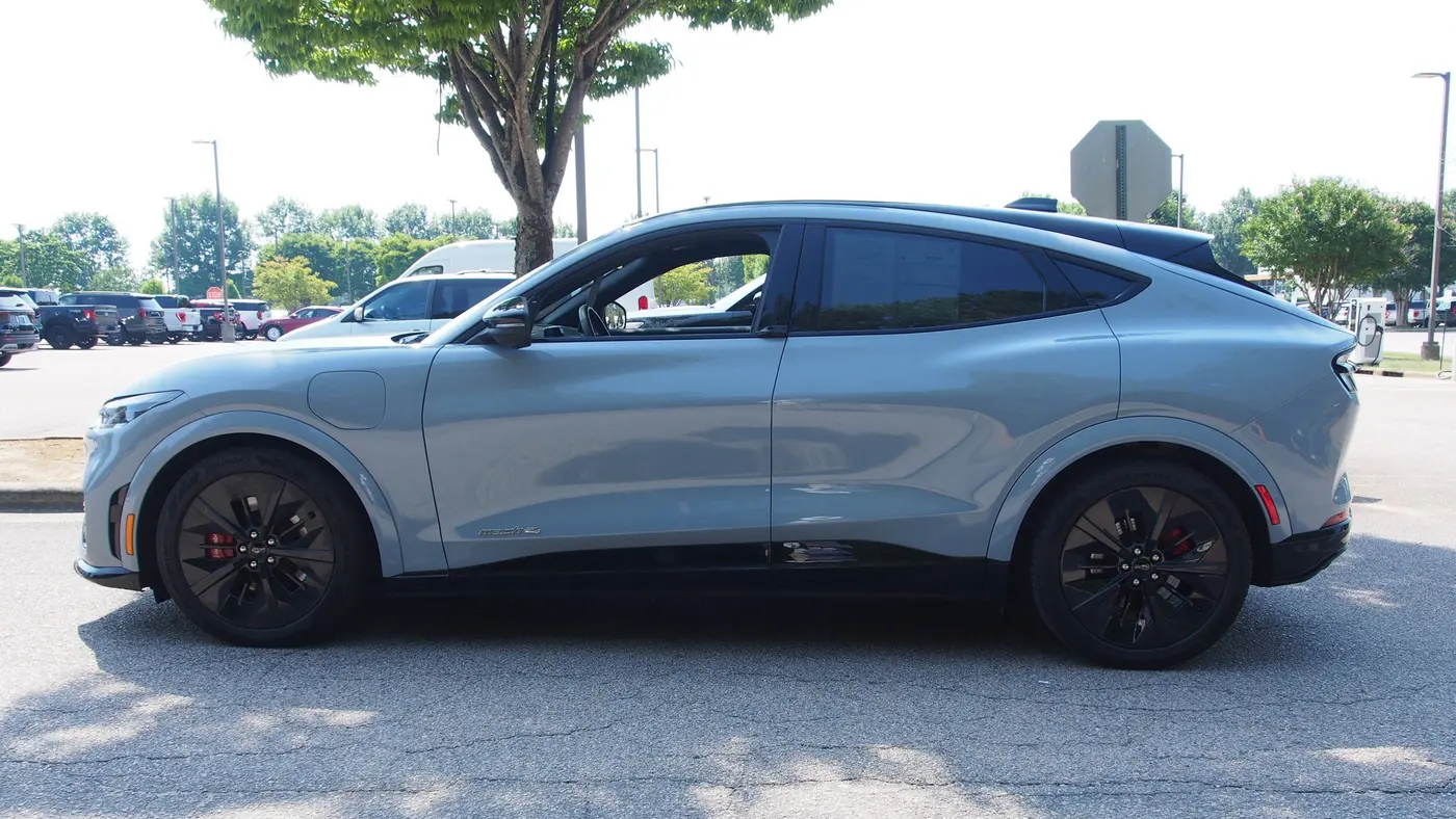 2025 Ford Mustang Mach-E GT