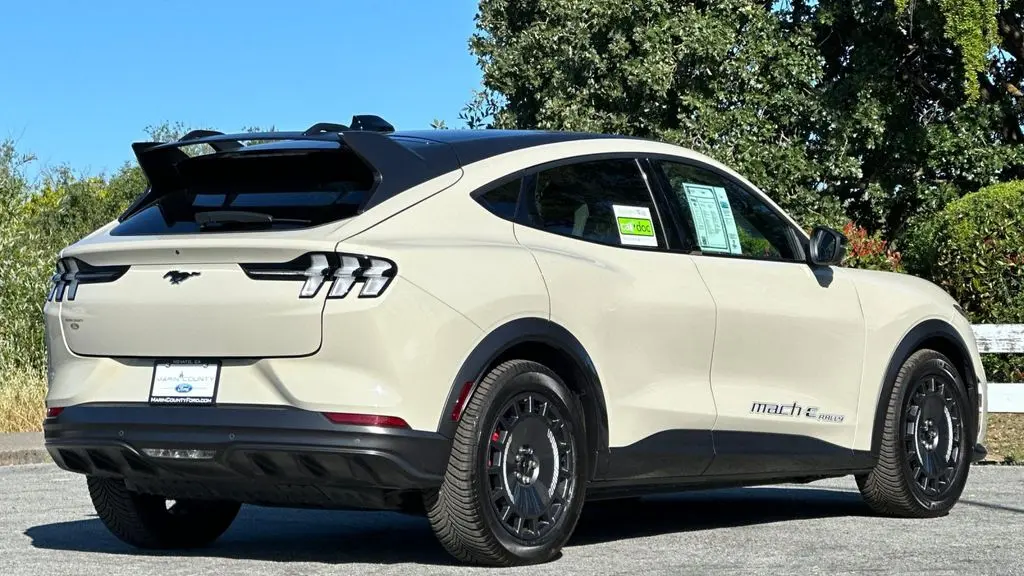 2025 Ford Mustang Mach-E GT