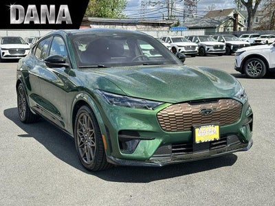 2025 Ford Mustang MACH-E AWD GT 4DR SUV
