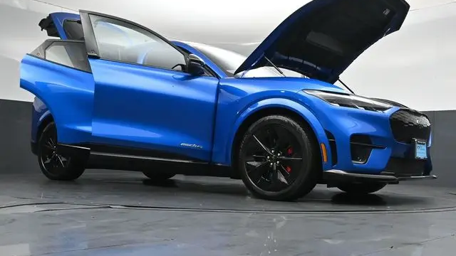 2025 Ford Mustang Mach-E GT