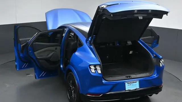 2025 Ford Mustang Mach-E GT