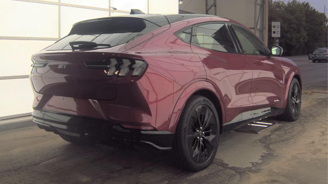 2025 Ford Mustang Mach-E GT