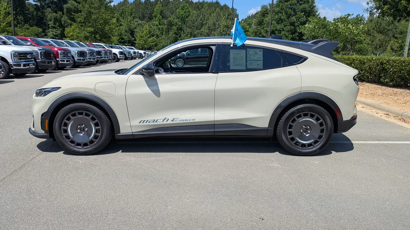 2025 Ford Mustang Mach-E GT