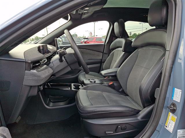 2023 Ford Mustang - $34,290
