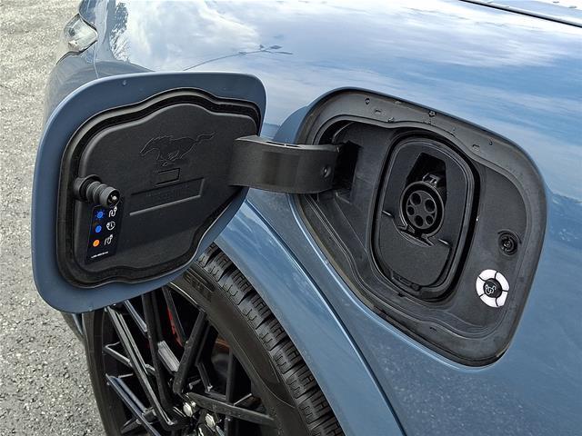 2023 Ford Mustang - $34,290