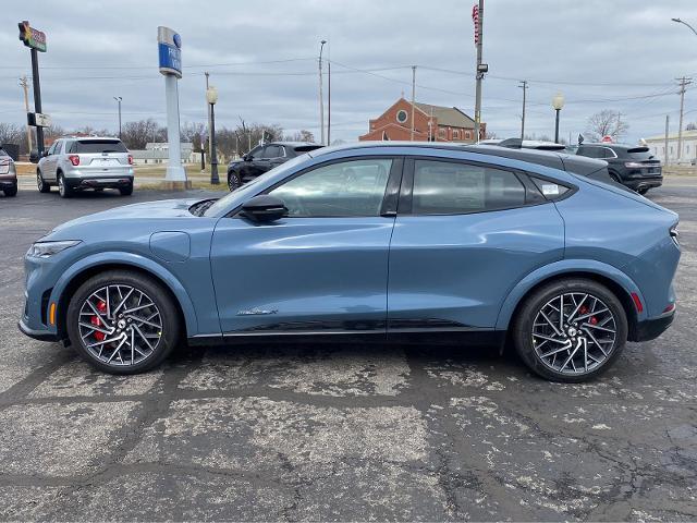 2023 Ford Mustang - $48,999