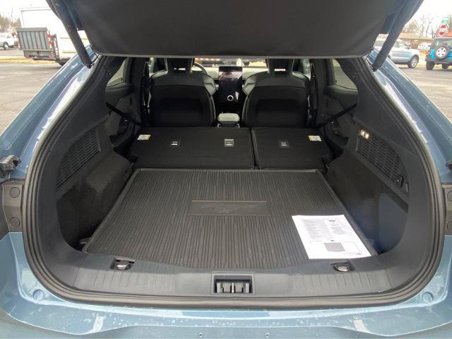 2023 Ford Mustang - $48,999