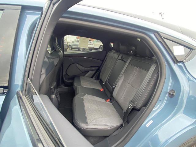 2023 Ford Mustang - $48,999