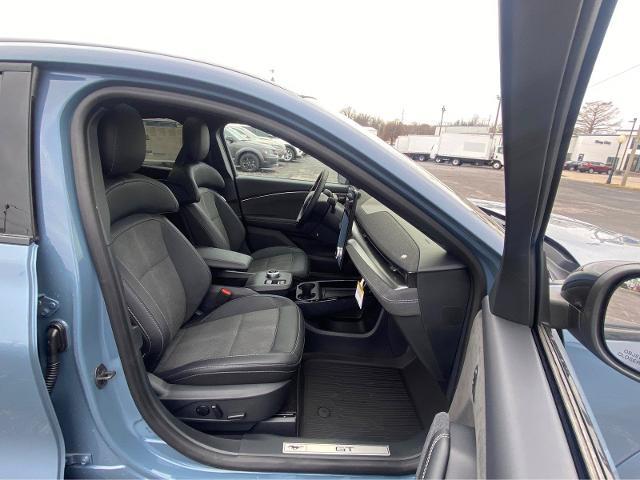 2023 Ford Mustang - $48,999