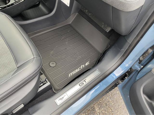2023 Ford Mustang - $48,999