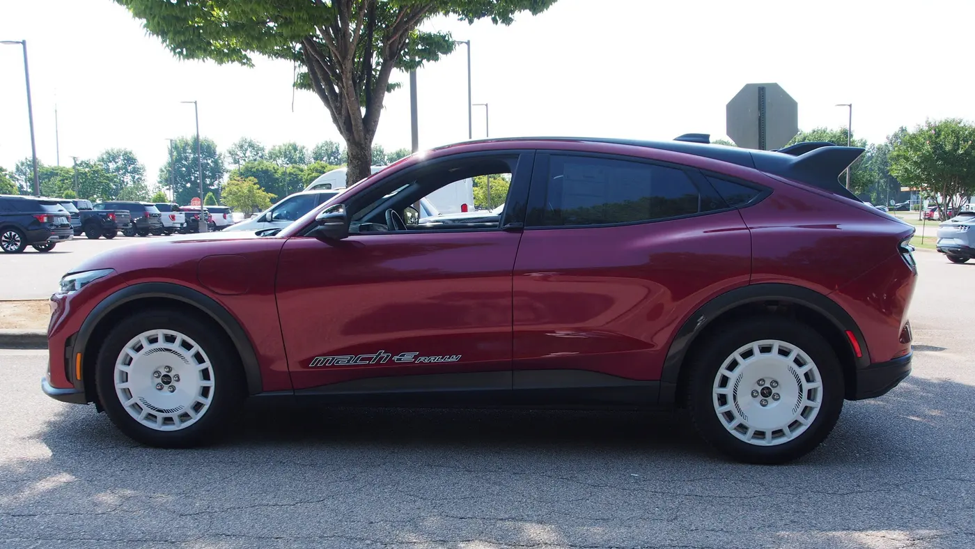 2025 Ford Mustang Mach-E GT