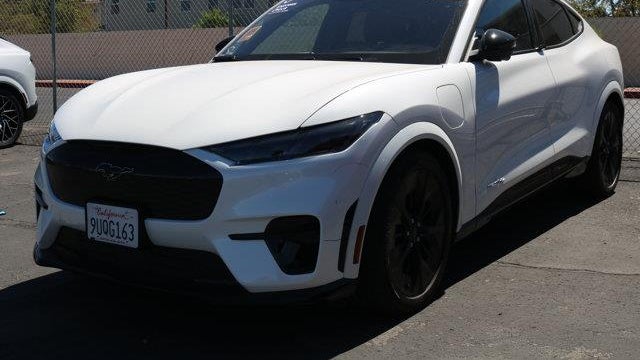 2025 Ford Mustang Mach-E GT