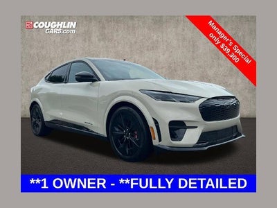 2025 Ford Mustang MACH-E AWD GT 4DR SUV