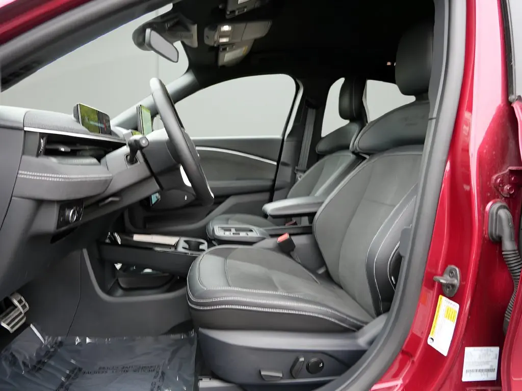 2025 Ford Mustang - $44,348