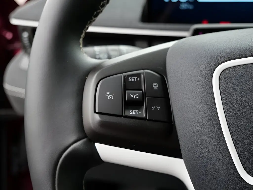 2025 Ford Mustang - $44,348