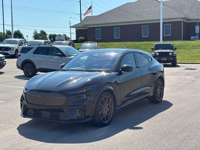 2024 Ford Mustang - $35,300