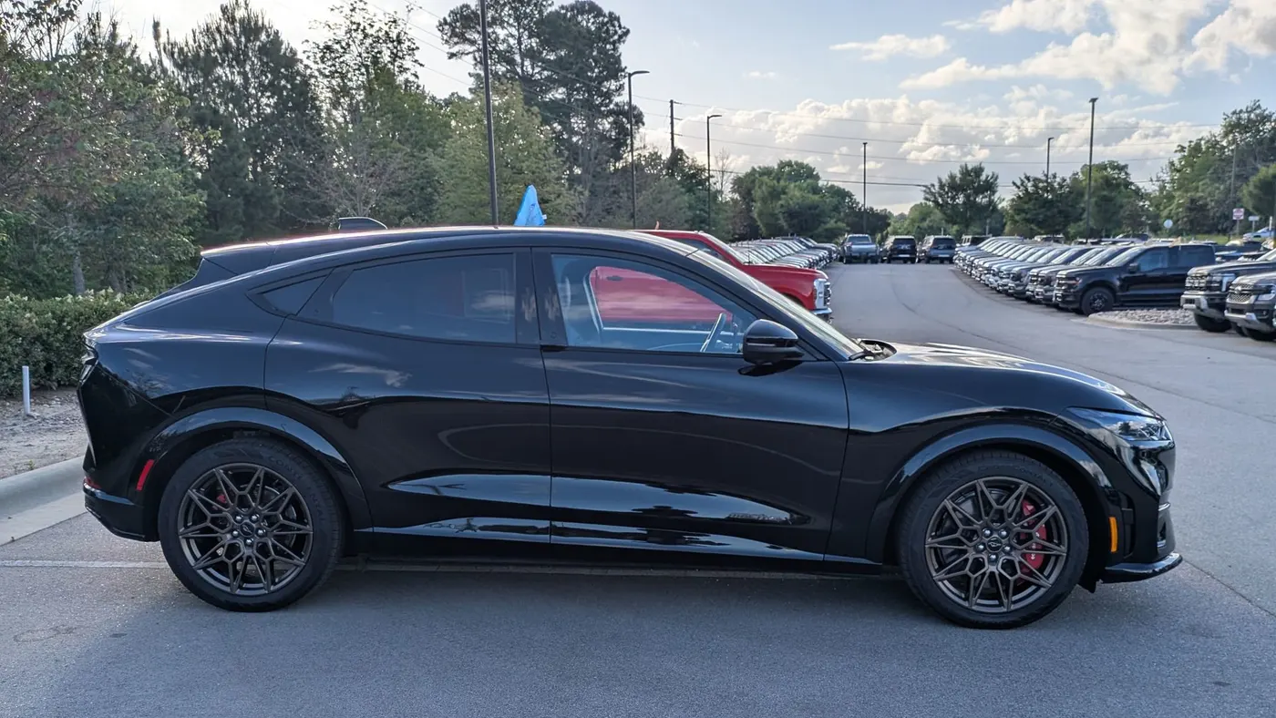 2025 Ford Mustang Mach-E GT