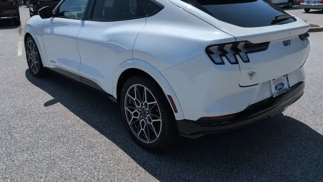 2025 Ford Mustang Mach-E GT