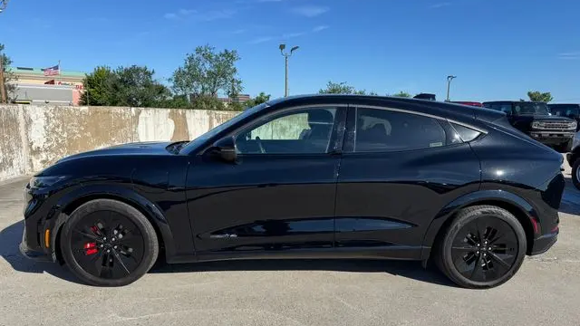 2025 Ford Mustang Mach-E GT