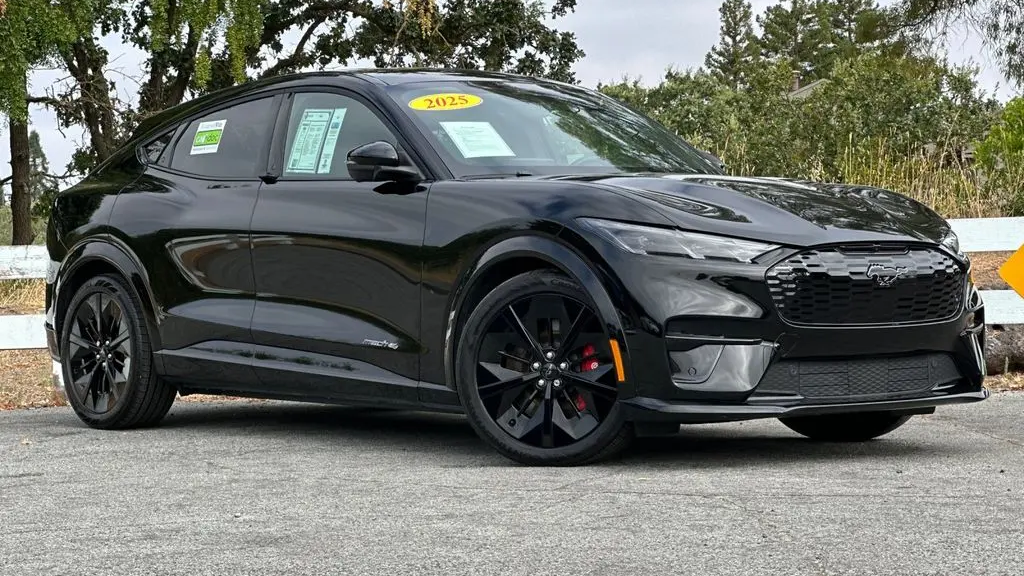 2025 Ford Mustang Mach-E GT