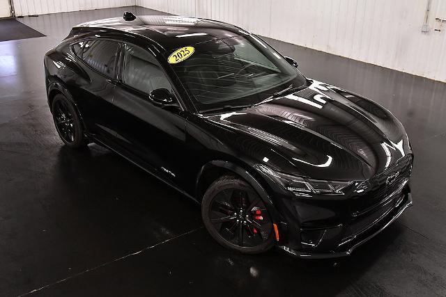 2025 Ford Mustang - $39,582
