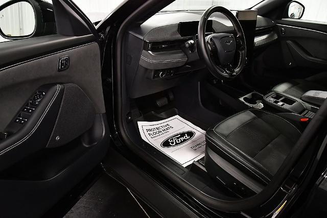 2025 Ford Mustang - $39,582