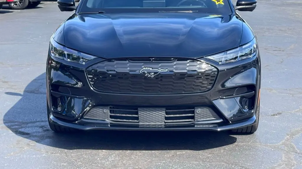 2025 Ford Mustang Mach-E GT