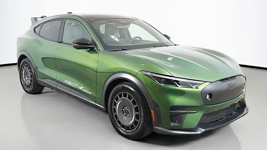 2025 Ford Mustang Mach-E GT