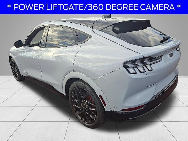 2023 Ford Mustang - $33,450