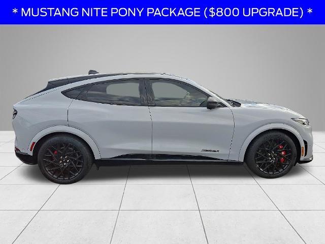 2023 Ford Mustang - $33,450