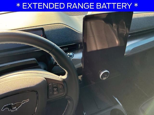 2023 Ford Mustang - $33,450