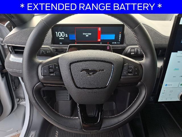2023 Ford Mustang - $33,450