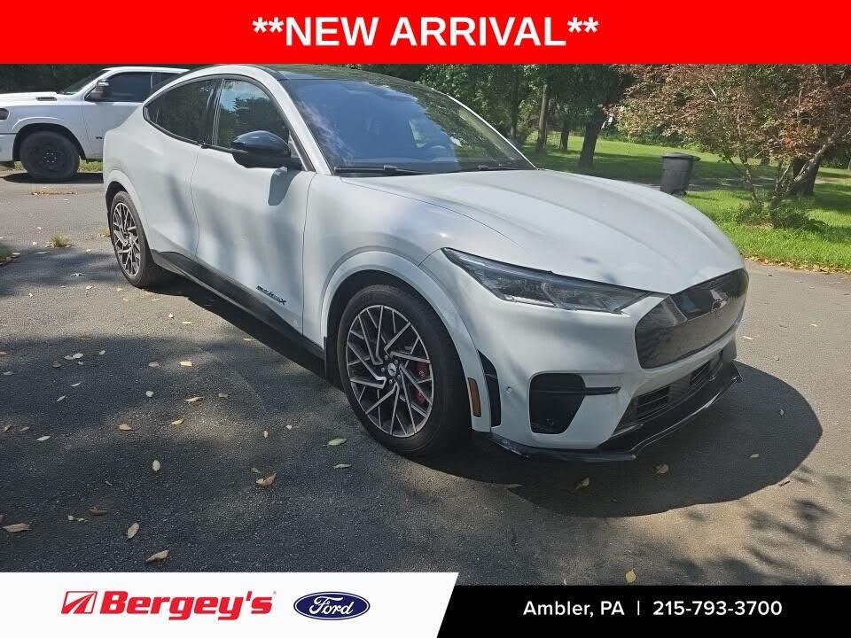 2023 Ford Mustang - $37,955