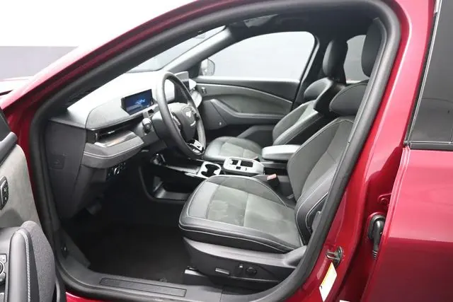 2025 Ford Mustang - $40,999