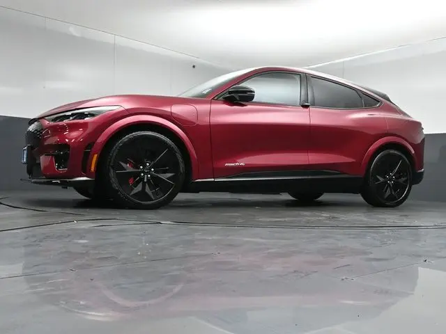 2025 Ford Mustang - $40,999
