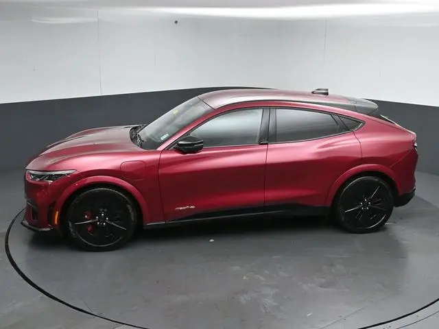 2025 Ford Mustang - $40,999