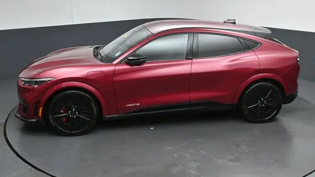 2025 Ford Mustang Mach-E GT