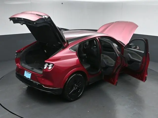 2025 Ford Mustang - $40,999