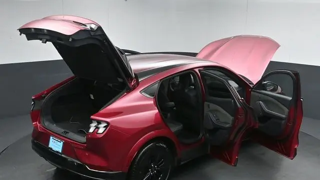2025 Ford Mustang Mach-E GT