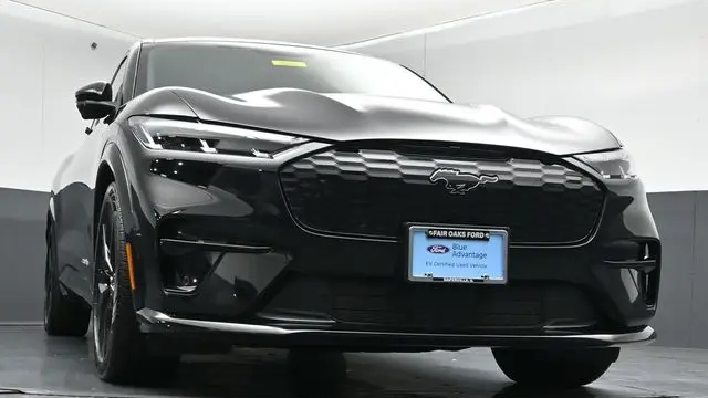 2025 Ford Mustang Mach-E GT
