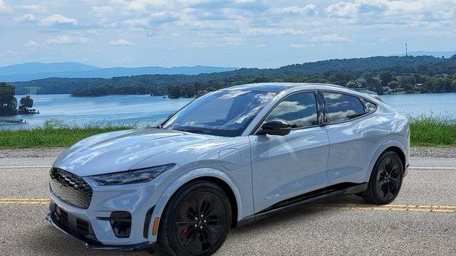 2025 Ford Mustang Mach-E GT