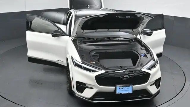 2025 Ford Mustang Mach-E GT