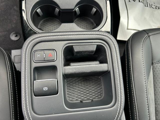 2025 Ford Mustang - $39,300