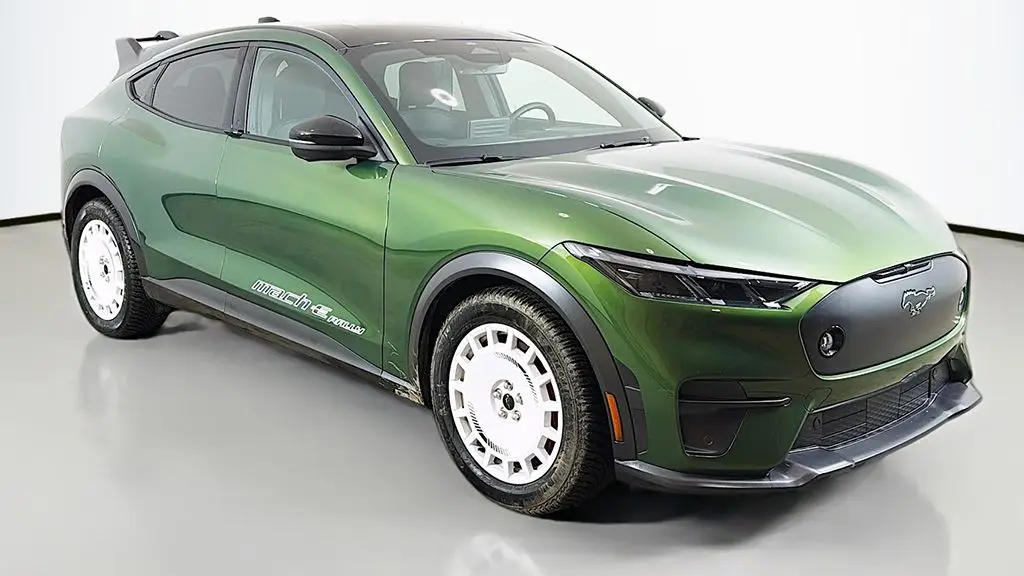 2025 Ford Mustang Mach-E GT